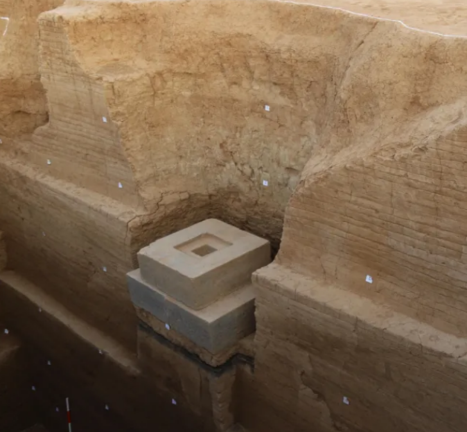 白草坡东汉陵园遗址考古新发现登上《中国日报》(图3) image.png